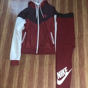 Women’s Nike Jacket & Leggings